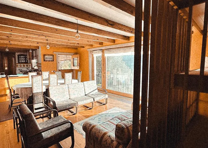 Aguilhoes River House