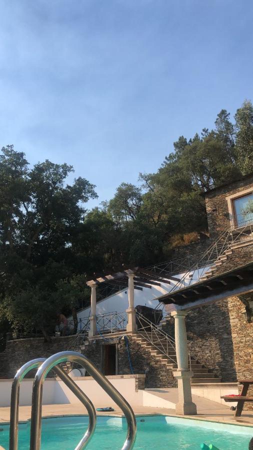 Aguilhoes River House